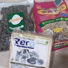ハムスターひまわりの種&わらセット  お取引の方決まりましたの画像