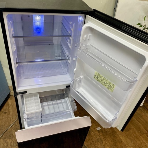 I775 ?　【美品】SHARP 2ドア冷蔵庫 （137L・つけかえどっちもドア）19年製 SJ-GD14E ⭐動作確認済 ⭐クリーニ