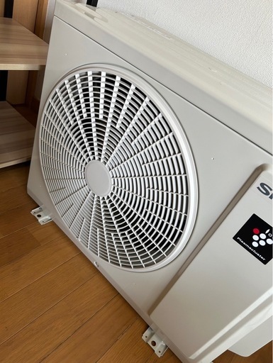値下げしました！SHARPエアコン10畳用※使用期間1ヶ月弱の美品
