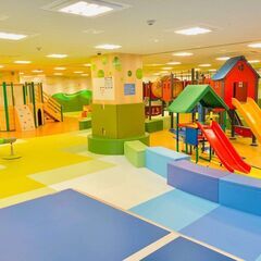 直行直帰！時間は自由！室内遊園地店内へのおもちゃの陳列、掃除作業です！の画像