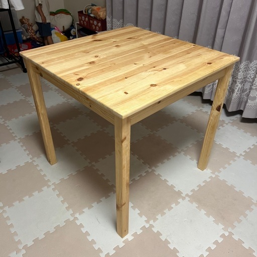 IKEA テーブル