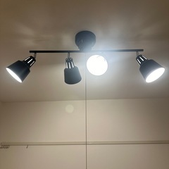 シーリングライト電球付き！
