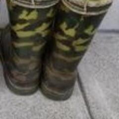 19cm 長靴　100円の画像