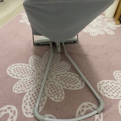 バウンサー　ベビービョルンの画像