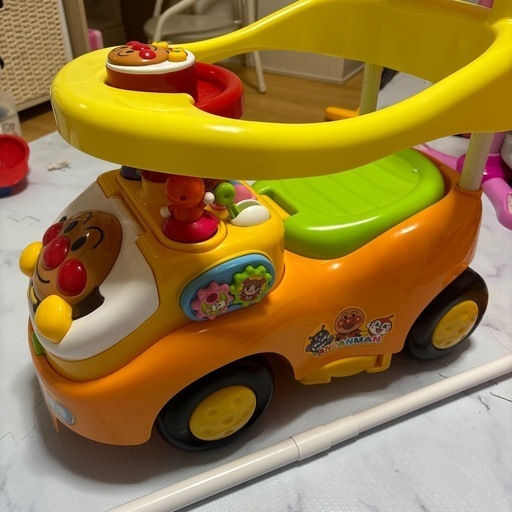 【取引中】アンパンマンカー
