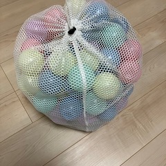 ボールプール　の　ボール　パステルカラー