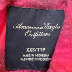 アメリカンイーグル シャツ レッドピンク 長袖の画像