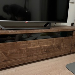 超美品テレビ台 180 ローボード 日本製 完成品 引き出し付き ウォルナットの画像