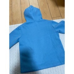 新品 110cm フード付トレーナー トミカの画像