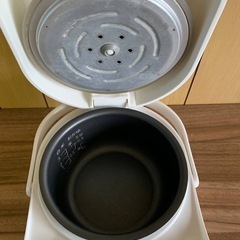 ♦️ Panasonic電子ジャー炊飯器【2012年式】SR-ML05の画像