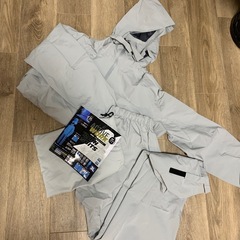 １回使用のみ（定価¥3900）ワークマン レインウェア 3L