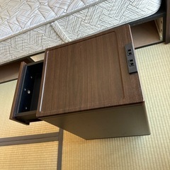ダブルベッド とマット
の画像