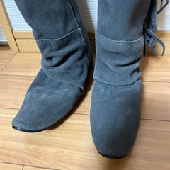 フリンジロングブーツの画像
