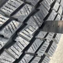 センサー付き　レクサス純正　スタッドレスタイヤの画像