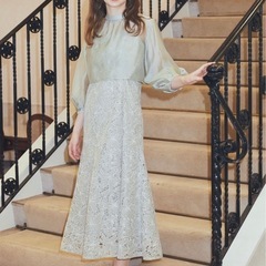 お呼ばれドレスの画像