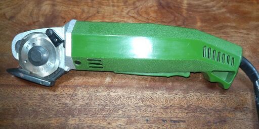 サブリナ小型裁断機