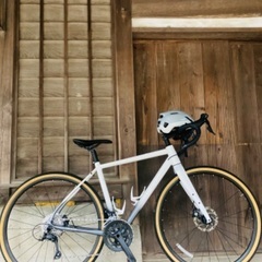 グラベルロードバイクの画像