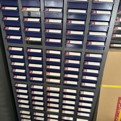 金属製　複数在庫あり　小物収納　ボックス　引出し　キャビネットの画像