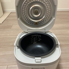 SHARP　炊飯器の画像