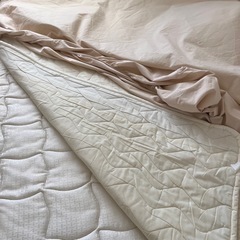 ASLEEP マットレスとベッドフレームの画像