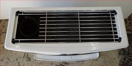 【￥19800-】トヨトミ HR-650F 2020年製 煙突式ストーブ コンクリート27畳まで 木造17畳まで
