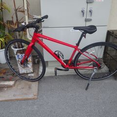 赤い自転車（303）