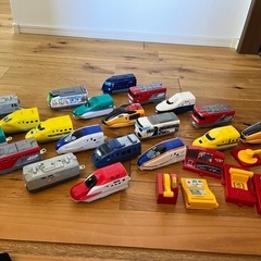 近日中処分予定　プラレール　ハッピーセット　電車