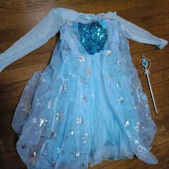 エルサ　コスプレ　ハロウィン