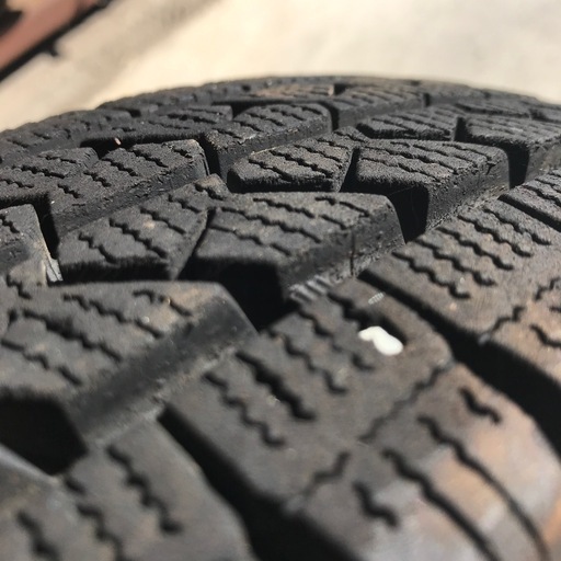 【終了】スタッドレス　VL1 145R12