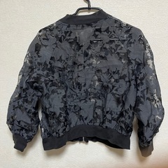 シースルー　花柄アウターの画像