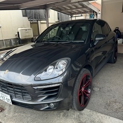 ポルシェ　マカン　車庫保管の画像