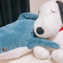 ぬいぐるみ(スヌーピー、サメ)