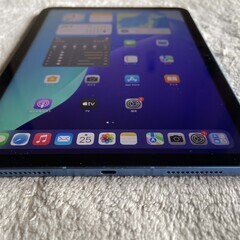 iPad 第10世代10.9インチ A2696  Wi-Fi-cell ６４GB バッテリー８８％　03の画像