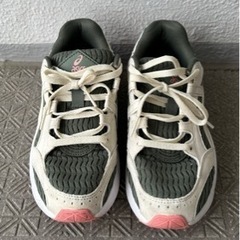 【アシックスGEL】 スニーカー23cmの画像