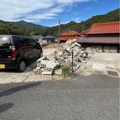 コンクリートガラと石灯籠の処分の画像
