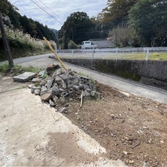 コンクリートガラと石灯籠の処分の画像