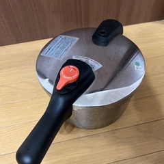 圧力鍋 5.5L