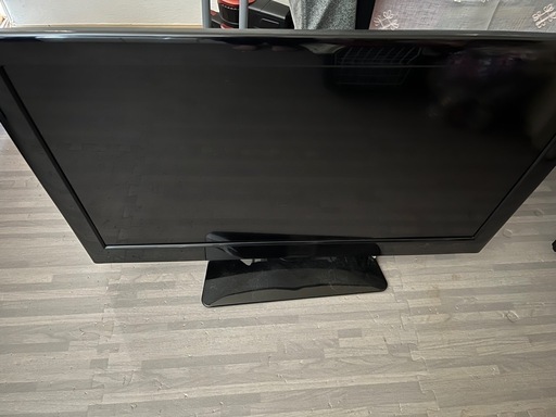 32型テレビ     リモコン有り