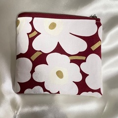 ポーチ　マリメッコ　marimekko　の画像