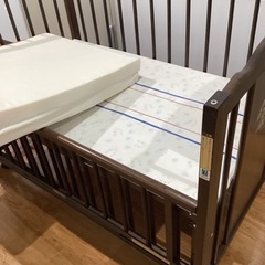 ベビーベッド【町田市再生家具】241908の画像