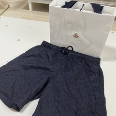 モンクレール　パンツの画像