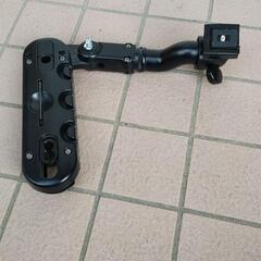 後部座席用モニタースタンド
