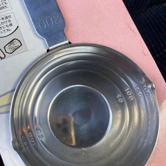 ステンレス製　　計量カップ　あげます。の画像