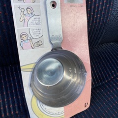 ステンレス製　　計量カップ　あげます。の画像