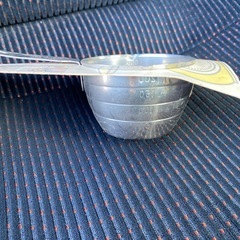 ステンレス製　　計量カップ　あげます。の画像