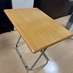 折りたたみ卓テーブルの画像