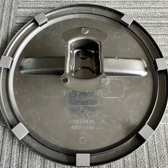 JB74 ジムニーシエラ　純正スペアカバー　新車外しの画像