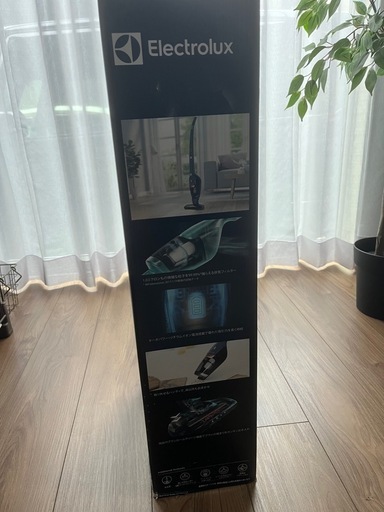 【受け渡し決定】充電式掃除機