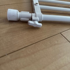 つっぱり棚 ホワイト 取付幅65~93cm 耐荷重15-10kgの画像