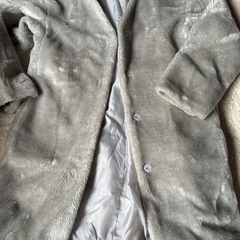 INGNIのファーコートの画像